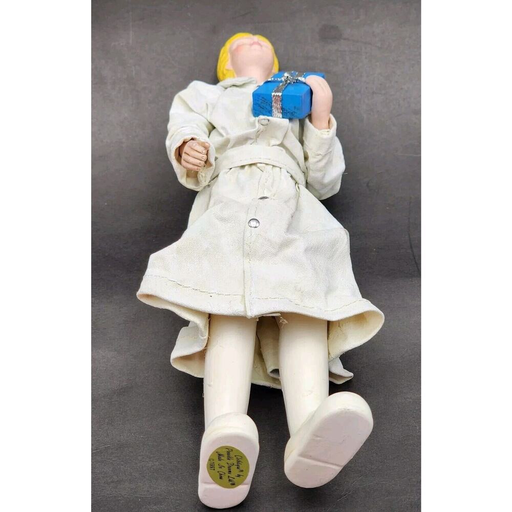 Clothtique Possible Dreams Prescription Nurse Vtg Christmas 1997 FAST Shipping - Picture 6 of 14